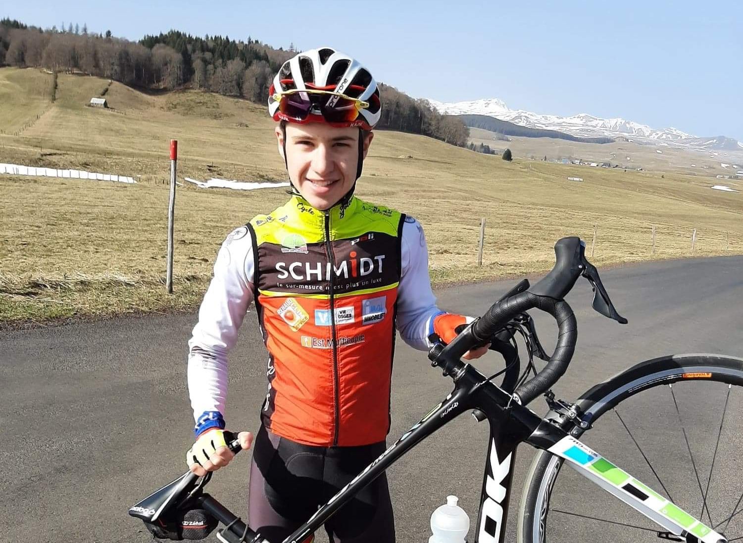 Louis Sparfel a décroché à 17 ans un podium lors des Championnats de France juniors de cyclo-cross.
