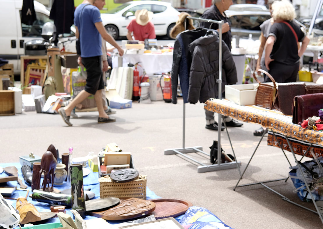 On ne peut pas vendre n'importe quoi dans un vide-grenier.