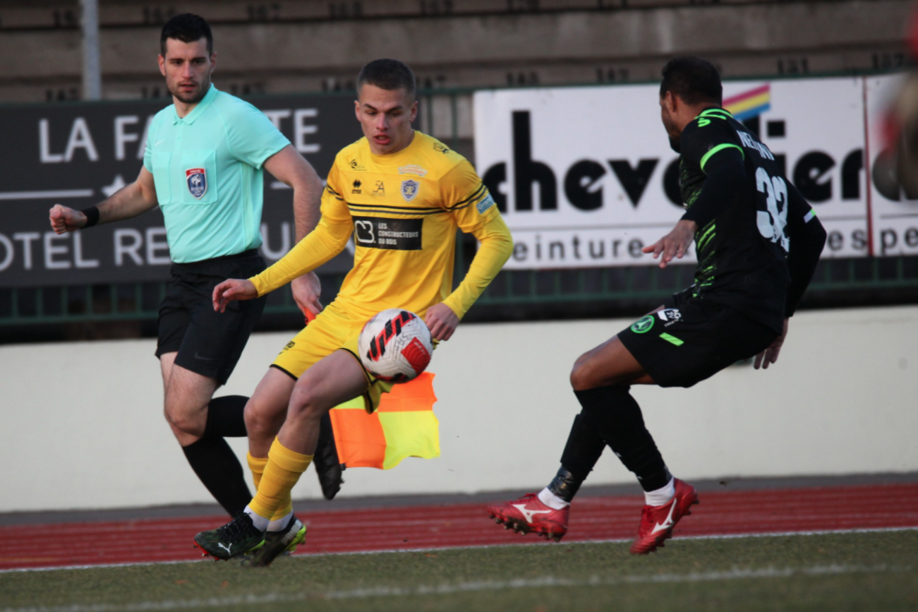 Le SAS Foot s'offre une remontada à Bobigny (3-4).
