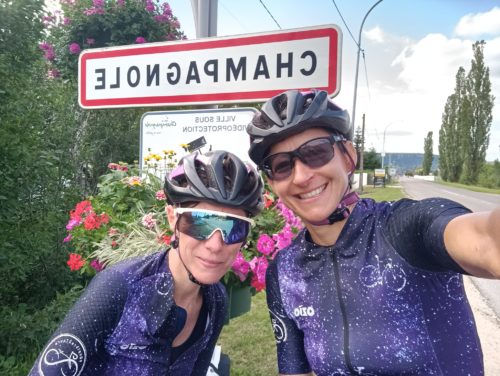 Explore2Tours : le défi cycliste un peu fou que vient d'entamer la Vosgienne Aline Clément