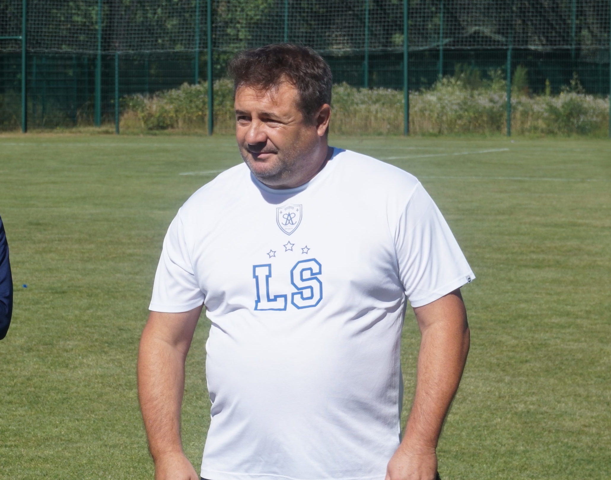 Le nouvel entraîneur du SAS Epinal veut un groupe soudé pour la reprise du championnat.