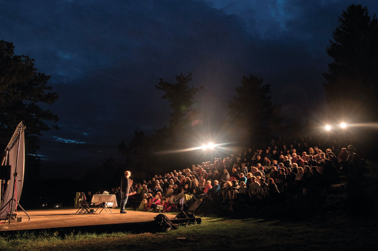 Concerts et spectacles en tous genre pour le Plateau Ivre 2022.
