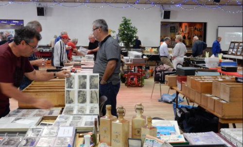 Salon des collectionneurs : une trentaine d'exposants réunis à la Salle du Moulin de Vittel