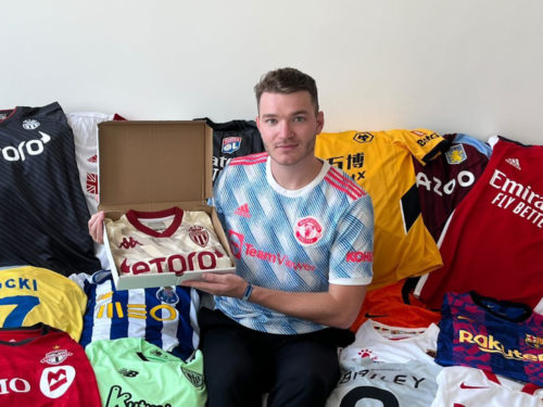 Le Bon Maillot : Plus de 30 000 maillots mystères vendus grâce à "un délire de potes" originaires d'Épinal !