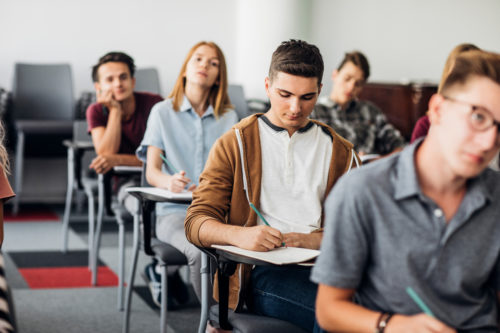 Orientation : la voie professionnelle du CAP au Bac Pro en 2023