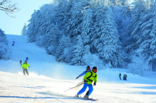 Stations vosgiennes : envie de skier tout schuss dans le Massif des Vosges ?