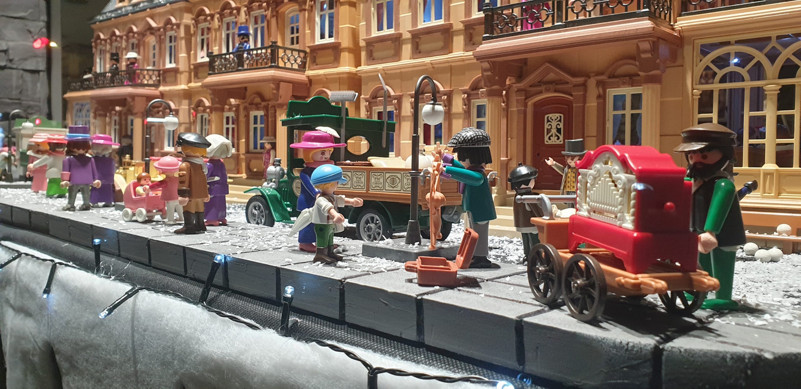 Différents dioramas de Playmobil à découvrir à l'expo de Bulgnéville.