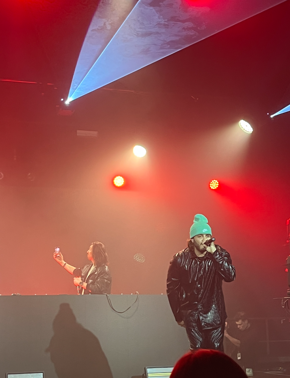 1 400 personnes étaient réunies à l'Espace Lac de Gérardmer pour le premier Électro Mountain Festival.