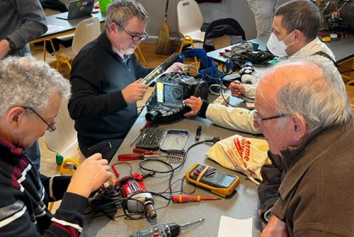 Repair Café : l'association Xertigny en Transitions lutte contre l'obsolescence programmée