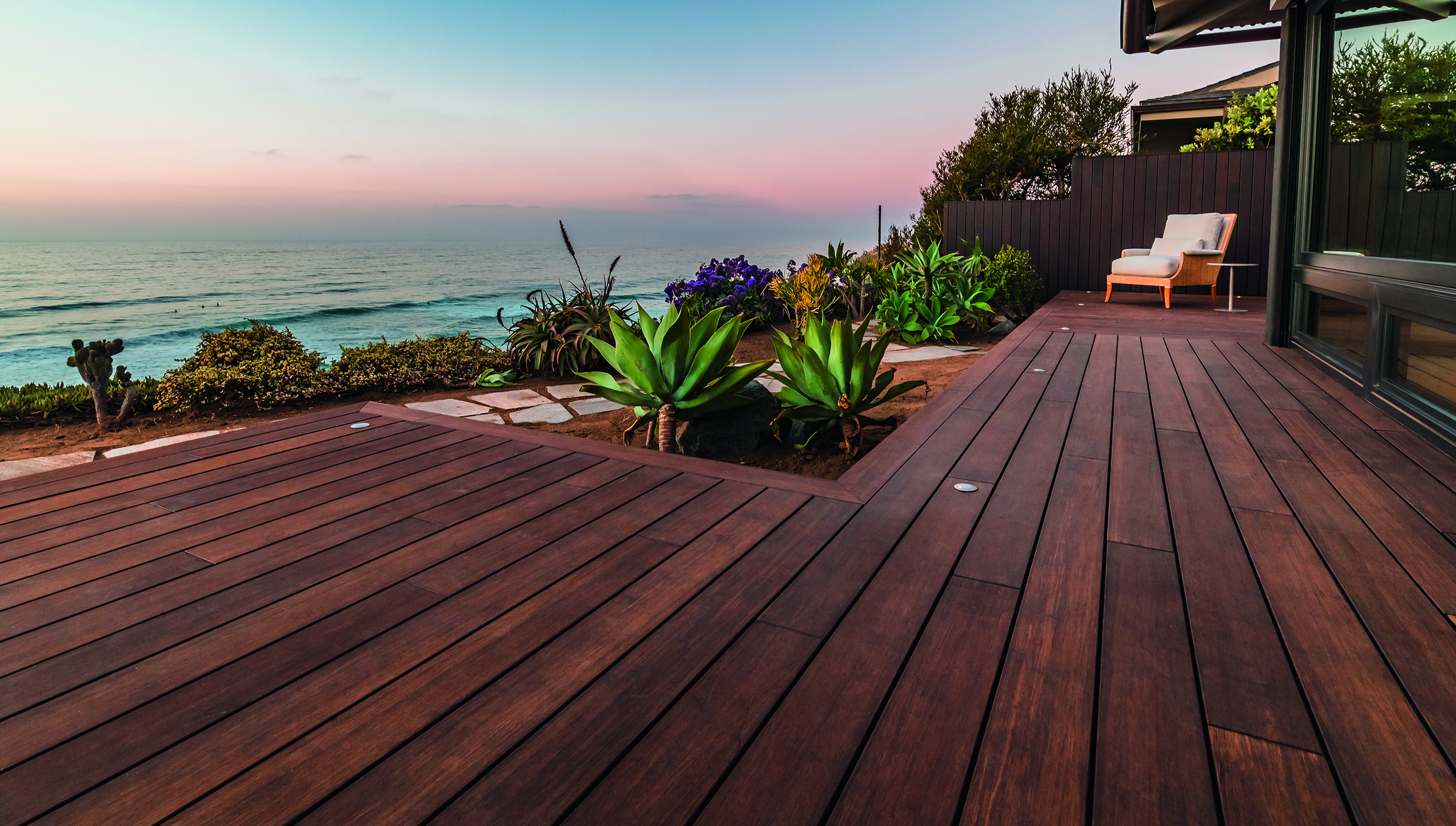 Terrasse Bamboo, à retrouver chez SVB - Tout Faire Bois.