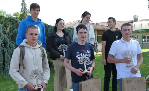 Concours National de Reconnaissance des Végétaux : l'école de Roville-aux-Chênes bien représentée en finale !