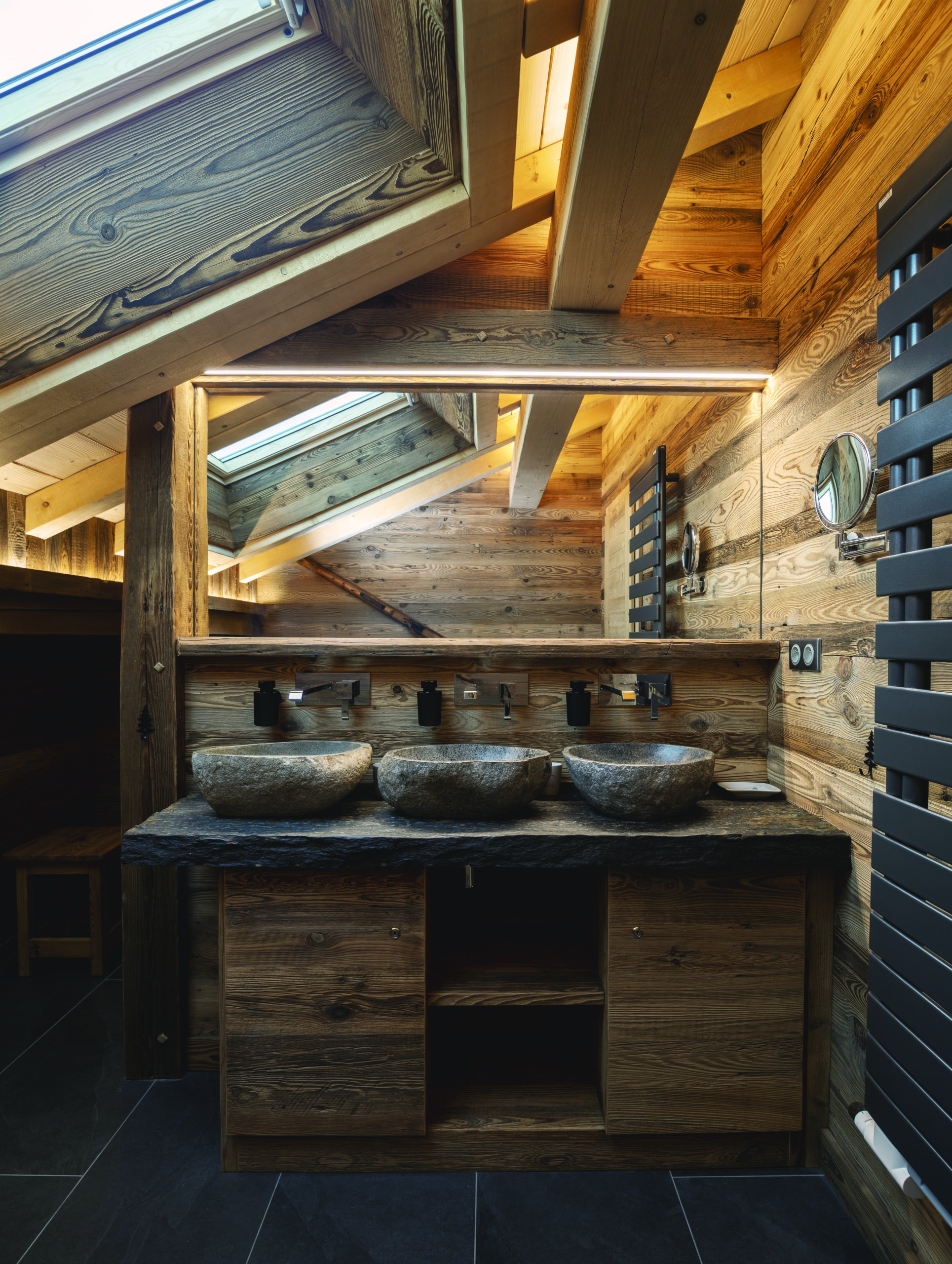 Salle de bain du Chalet des Trois Oursons by Décobois.