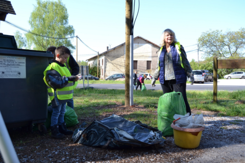 Écolo'Day : troisième nettoyage de Printemps à Razimont