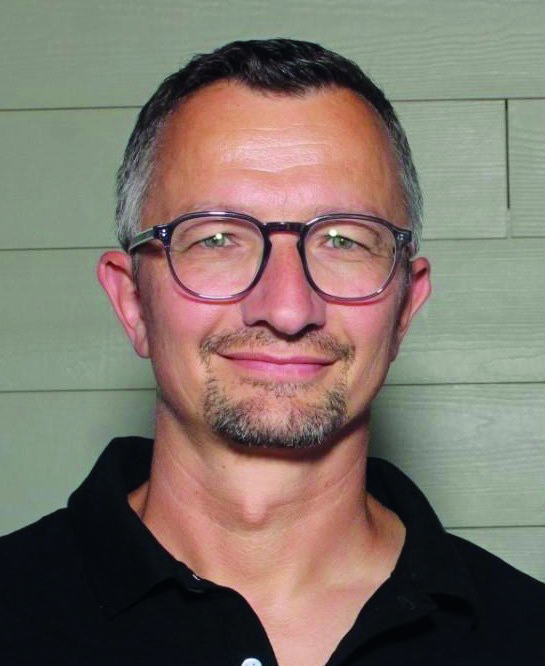 Portrait du directeur du restaurant La Plage à Bouzey, Éric Guillaume.