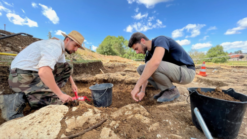 Campagne de fouille : Grand relance les visites de son chantier archéologique