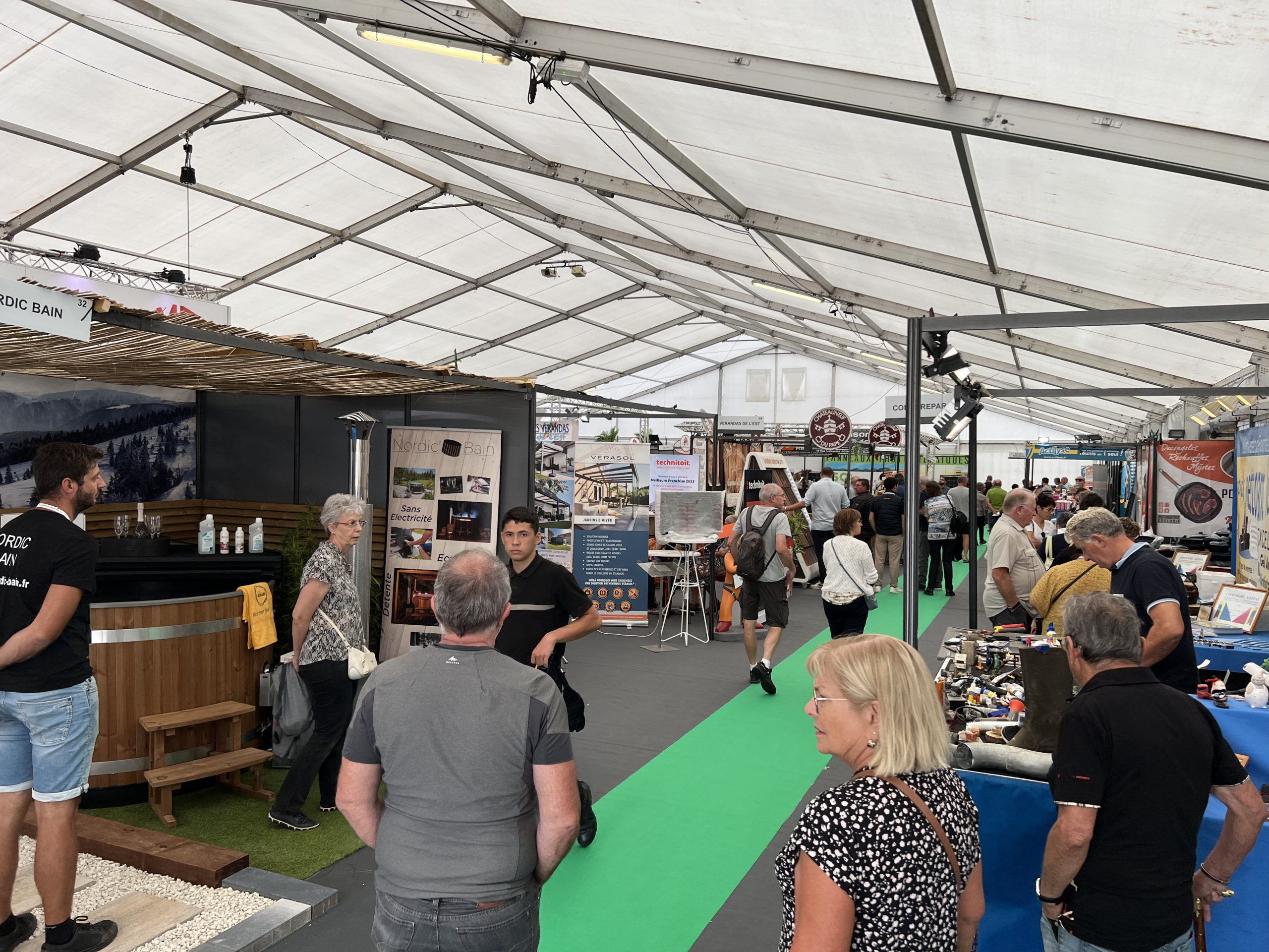 Salon Habitat et Bois 2023, au Centre des Congrès d'Épinal.