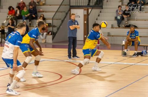 Tennis de table. Le Vosgien Ludovic Remy et les Bleues du tennis de table  ont investi Vittel