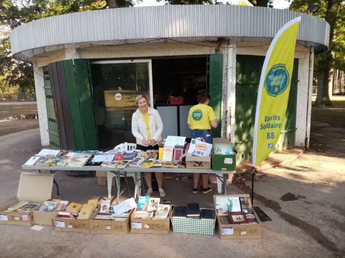 Buvette aux livres : l'association Esprits Solidaires 88 renouvelle sa librairie solidaire au Parc du Château d'Épinal
