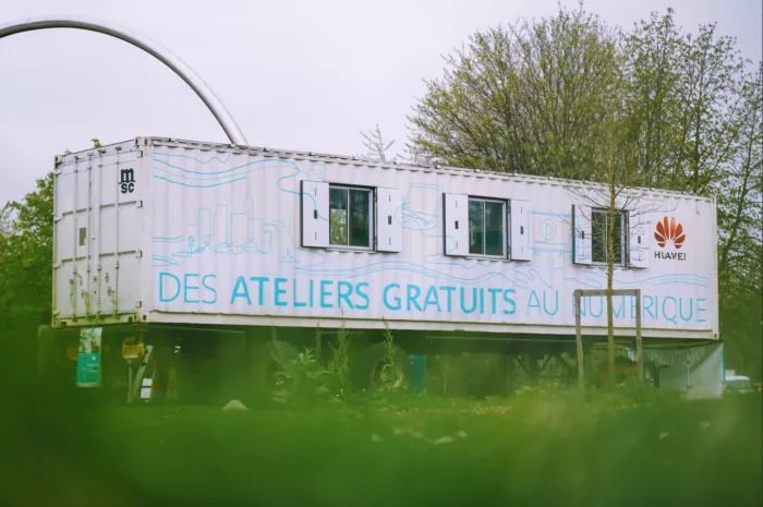 DigiTruck : le camion qui favorise l'inclusion numérique arrive à Remiremont
