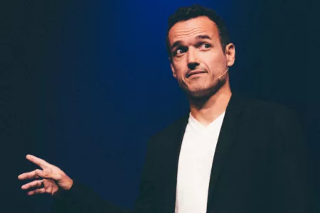 Mentalisme : Fabien Olicard de retour à Vittel pour son spectacle bluffant