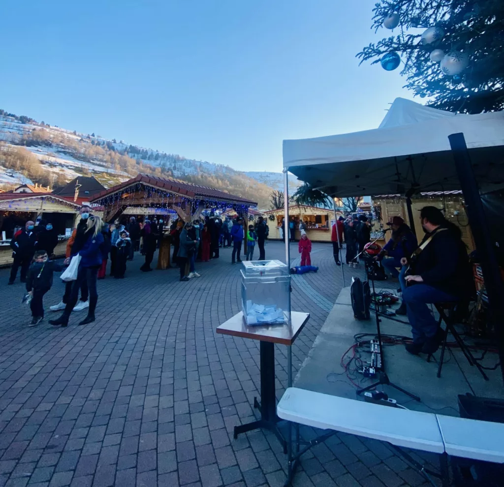 La Bresse : Le marché d'hiver prend vie sur la place du Champtel
