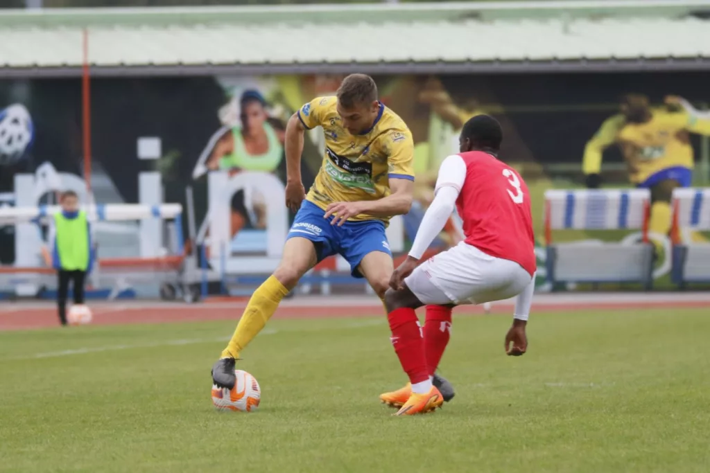 Paul Léonard lors du match face à la réserve de Reims, au stade de la Colombière.