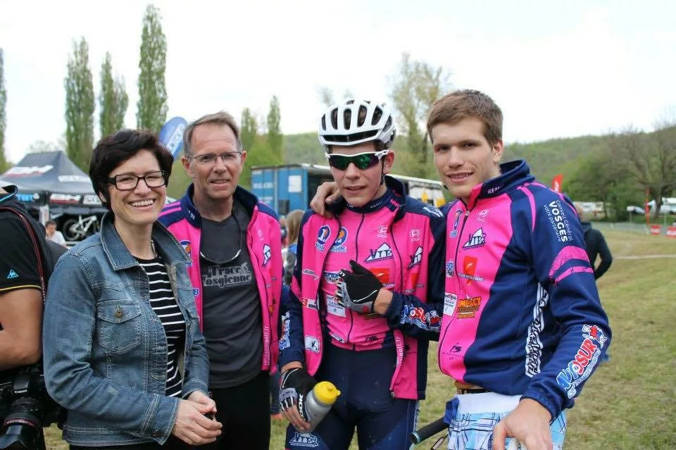 planet avec sa famille en 2012