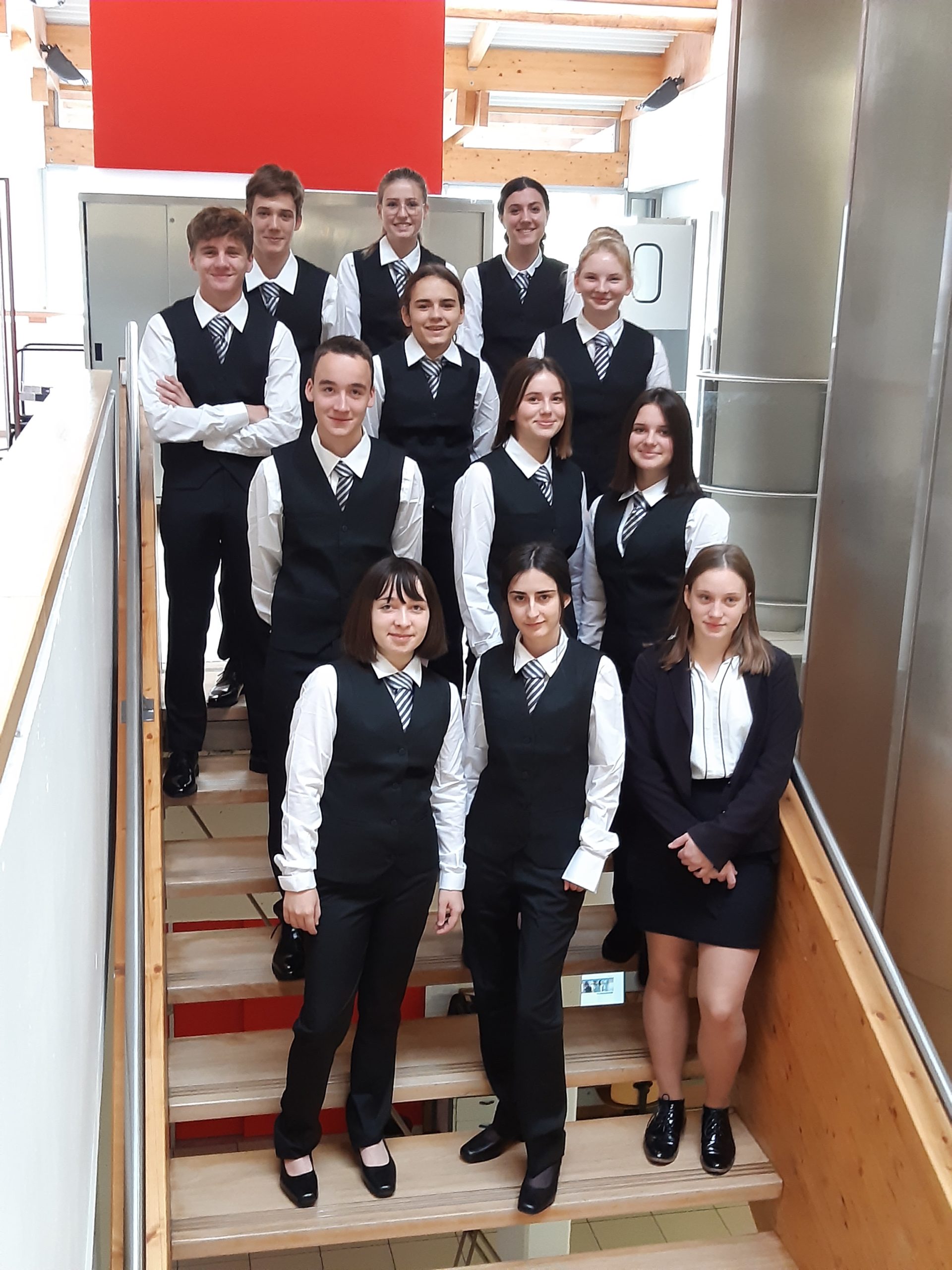 Portes ouvertes : zoom sur les métiers de l'hôtellerie et de la restauration au Lycée Chardin de Gérardmer 3• 100% Vosges Le service est aussi une formation importante au Lycée JBS Chardin de Gérardmer.