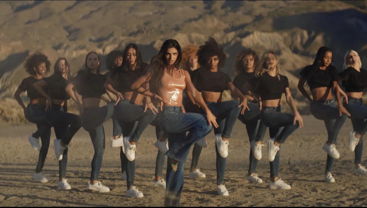 Publicité : la vosgienne Mélodie Gollé danseuse vedette dans le clip de la marque Liu.Jo