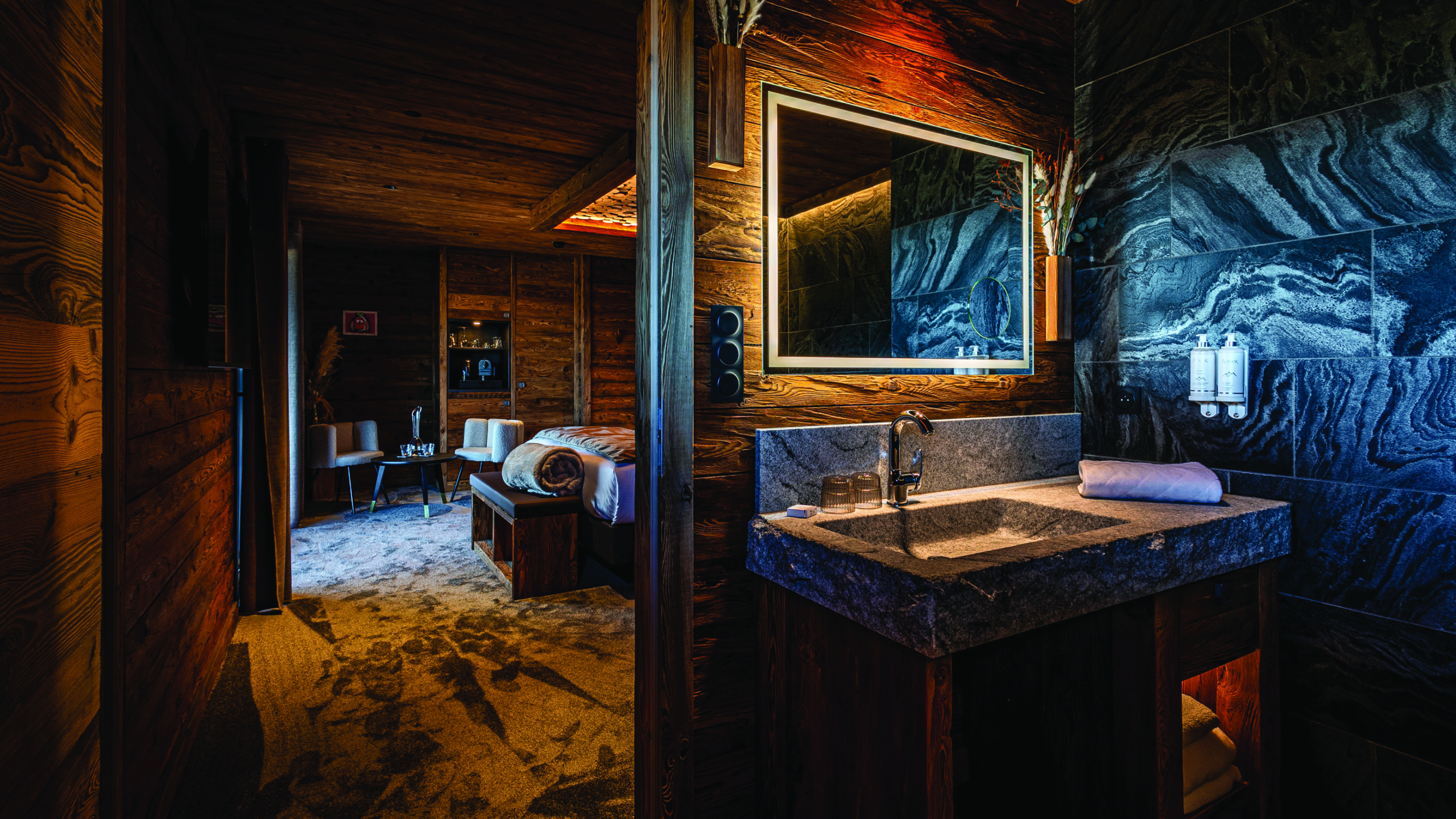 Découvrez un Chalet-Hôtel-Spa d'exception signé Décobois à Saulxures-sur-Moselotte 3• 100% Vosges 100% Vosges