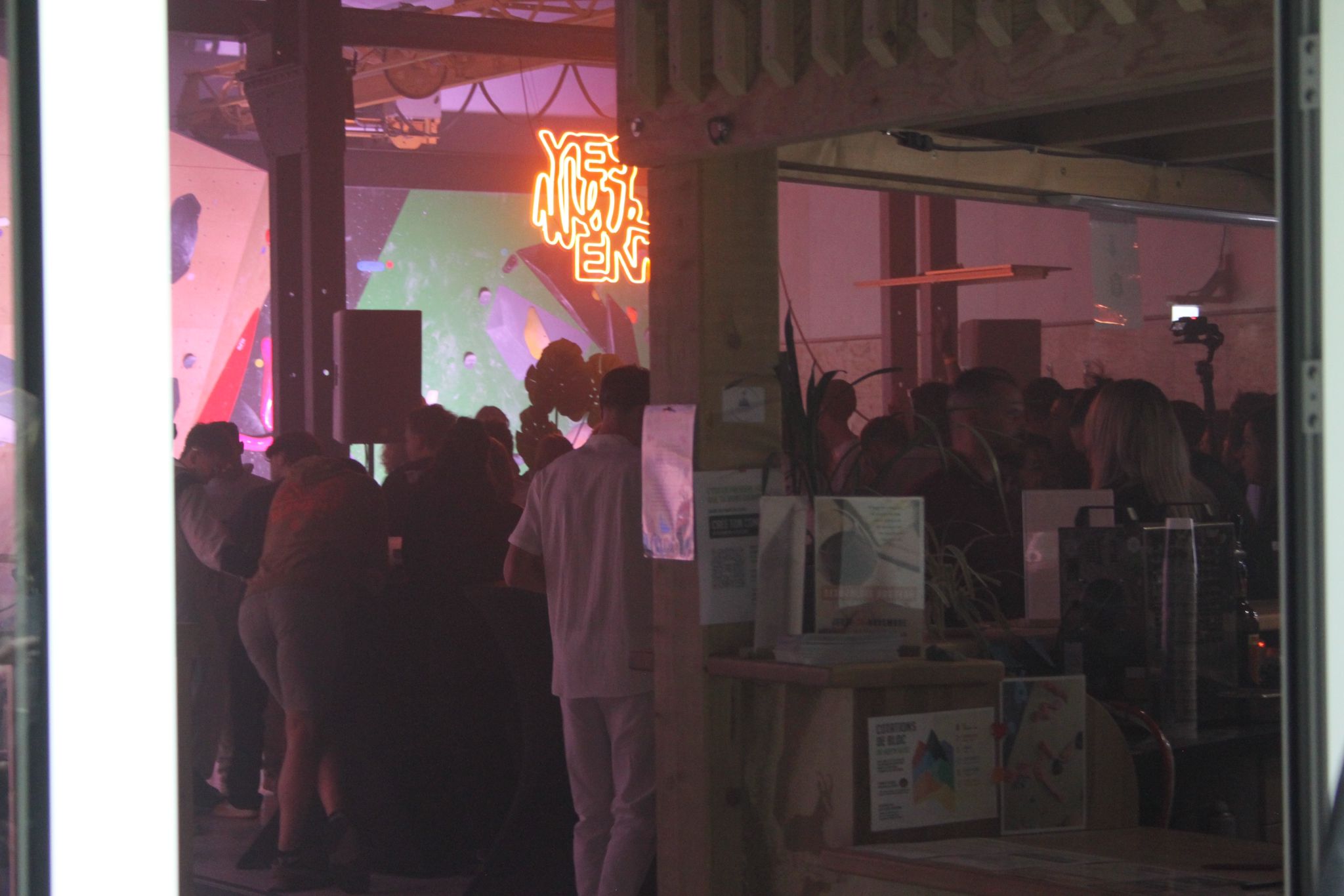 La soirée Yes Week-End réunit plus de 200 personnes à Hop’N Bloc pour une troisième édition réussie ! 26• 100% Vosges 100% Vosges