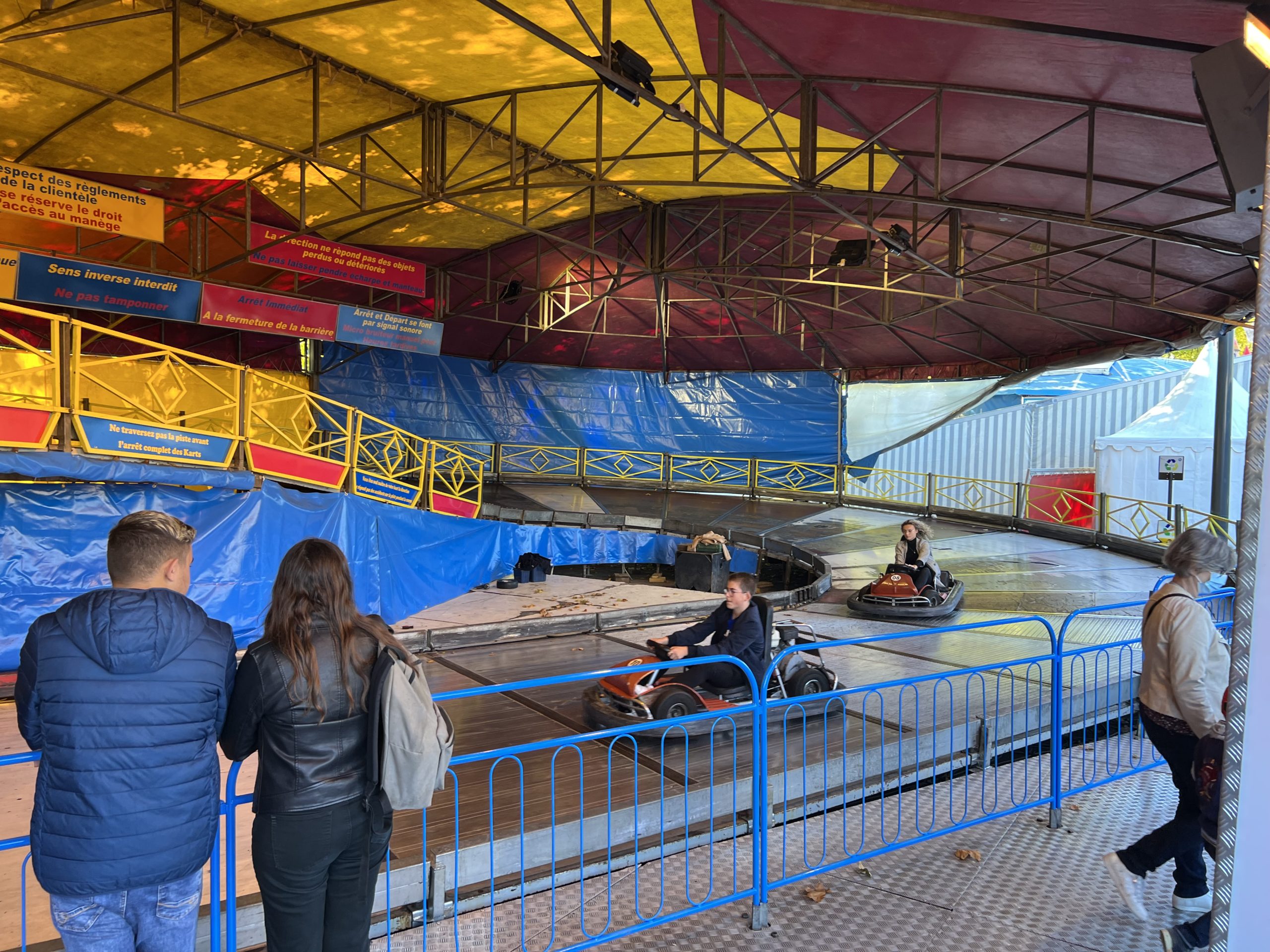Fête Foraine de la Saint-Maurice : le Karting est une attraction incontournable à Épinal 2• 100% Vosges 100% Vosges