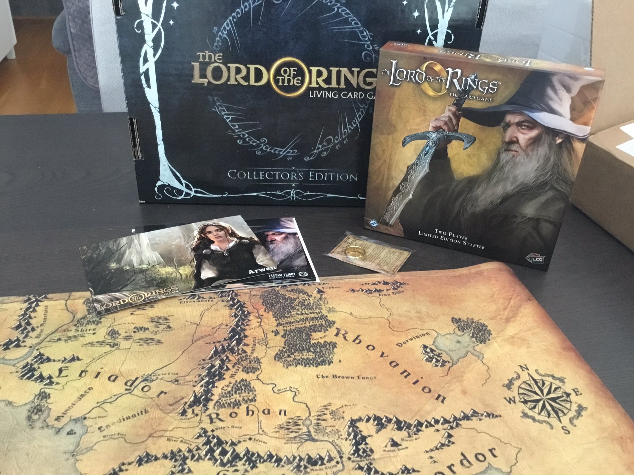 Magali Villeneuve, star de l'illustration fantasy, s'épanouit dans les Vosges 4• 100% Vosges 100% Vosges