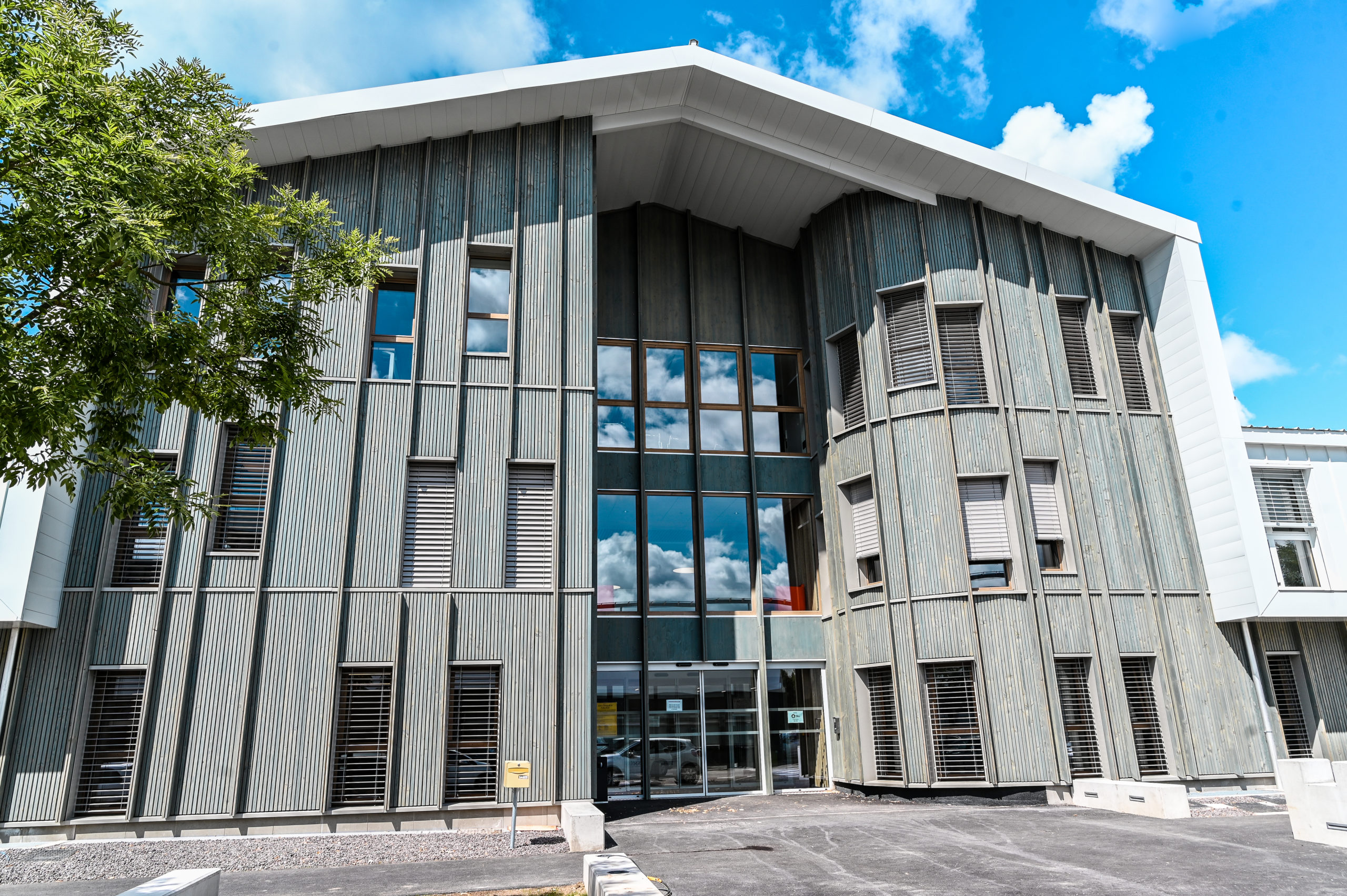 Maison de l'Habitat et du Territoire à Épinal : un bâtiment exemplaire pour un territoire ambitieux ! 3• 100% Vosges 100% Vosges